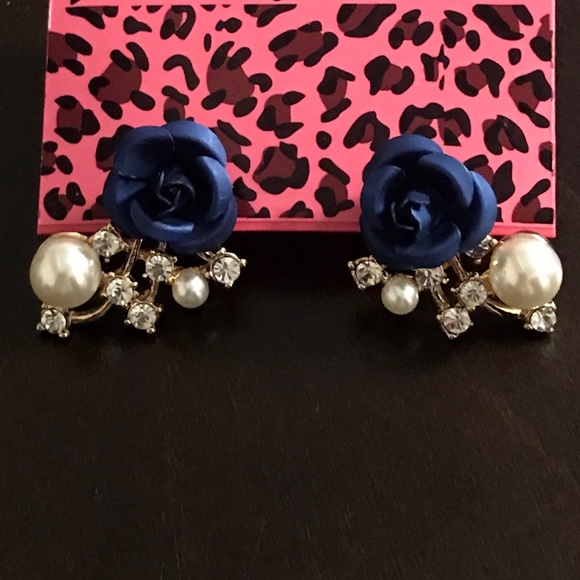 Jewelry - Fashion Blue Rose Stud Earrings